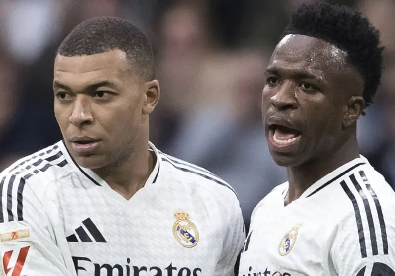 Real từ chối nâng lương Vinicius ngang Mbappe