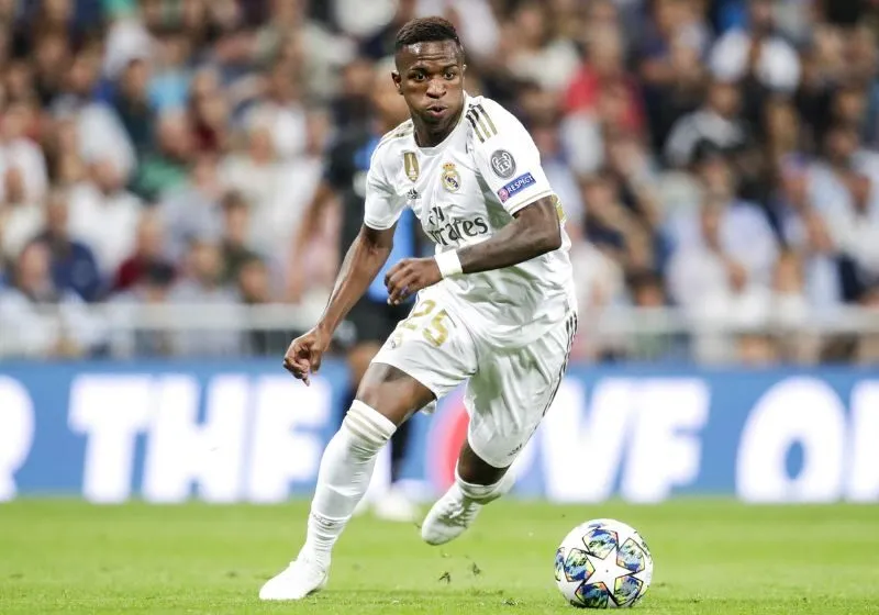 Vinícius Júnior cân nặng
