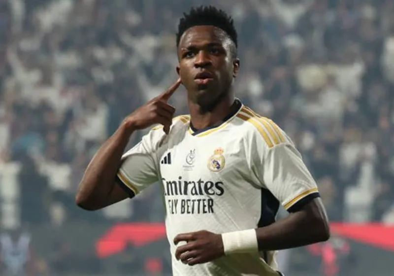 Vinícius Júnior ăn mừng