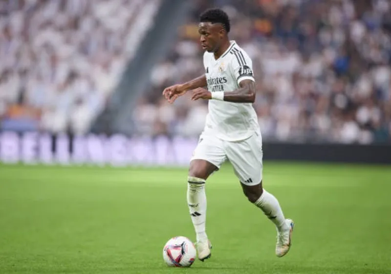 Vinícius Júnior cao bao nhiêu